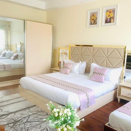Hotel Sky Blue Mada Alasora Екстер'єр фото