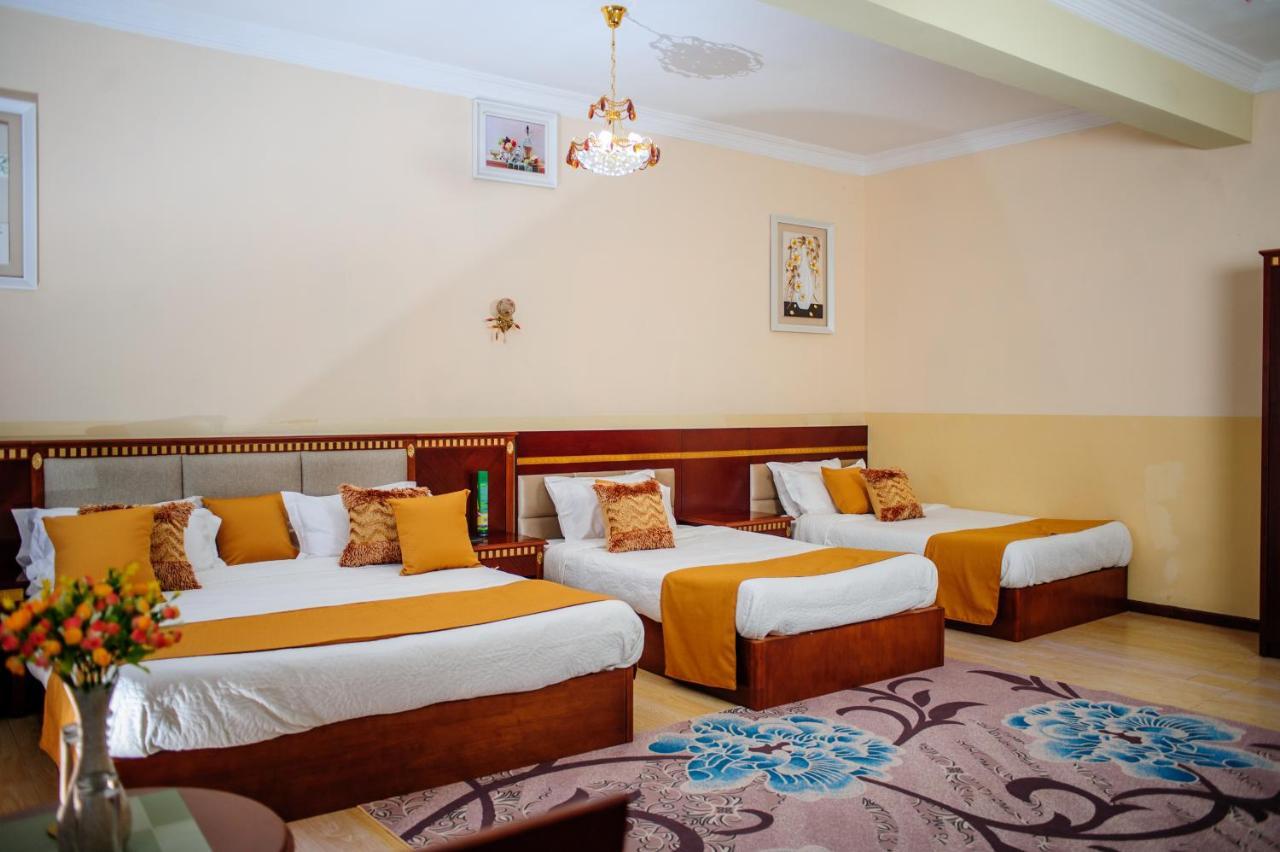 Hotel Sky Blue Mada Alasora Екстер'єр фото