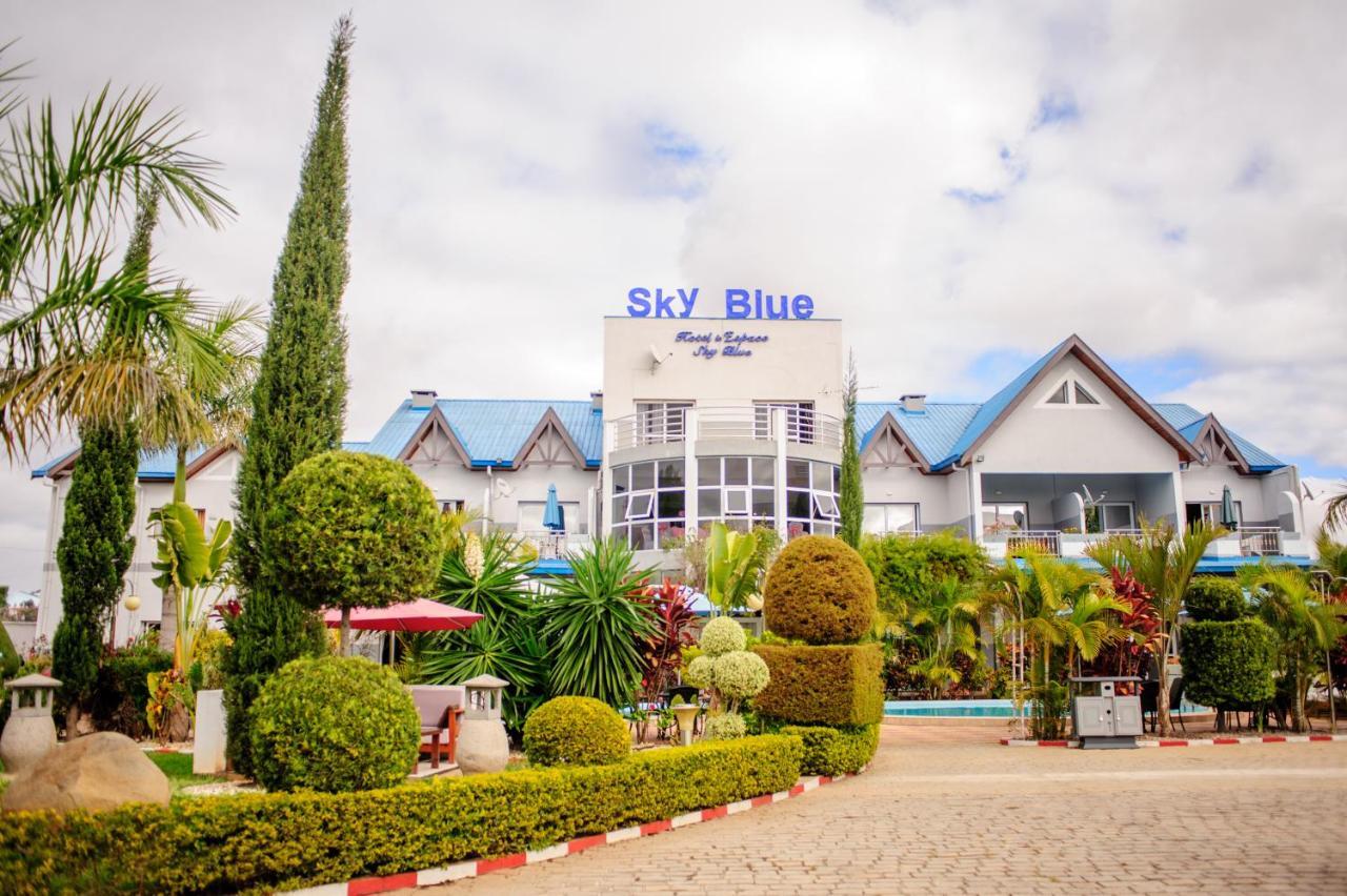 Hotel Sky Blue Mada Alasora Екстер'єр фото