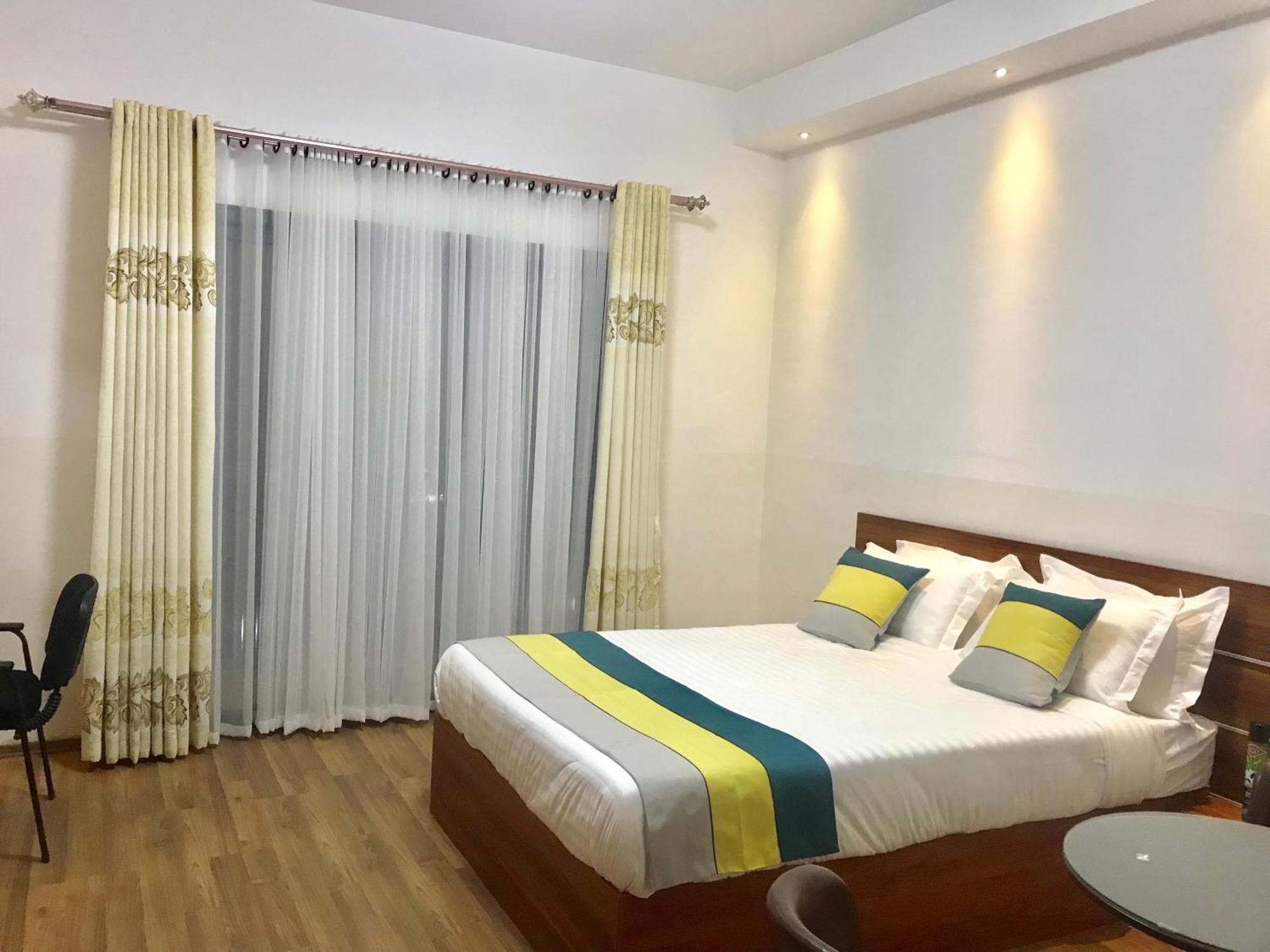 Hotel Sky Blue Mada Alasora Екстер'єр фото